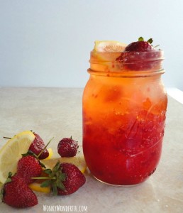 strawberry-lemonade-fizz-33